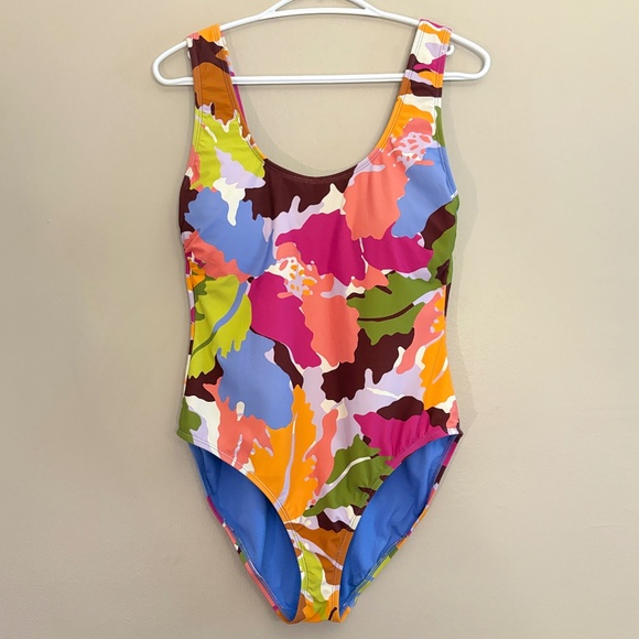 Catalina Abstract Floral Pattern Swimsuit w Criss Cross Back - Picture 2 of 15